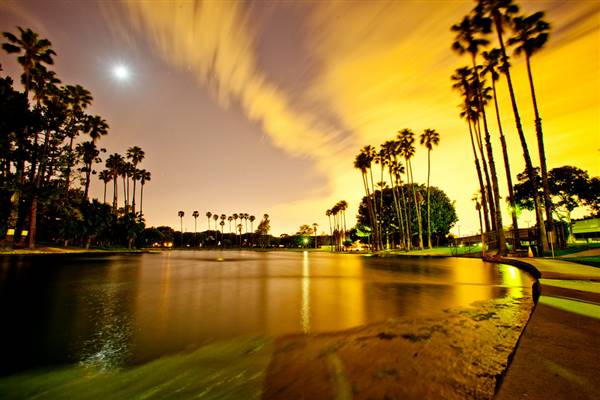 Alondra Community Regional Park (5/8/2011 - Credits: "Alondra Park" by John Coke (CC BY 2.0)[https://creativecommons.org/licenses/by/2.0/legalcode]https://www.flickr.com/photos/jwcoke/)