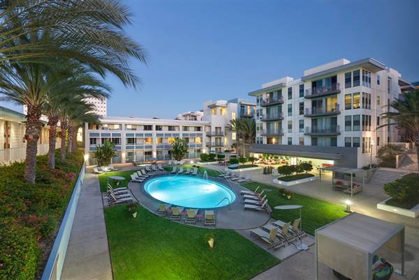 Stuart Apartments at Sierra Madre Villa (8/30/2016 - Credits: http://www.essexapartmenthomes.com/california/los-angeles-area-apartments/pasadena-apartments/the-stuart-sierra-madre-villa)