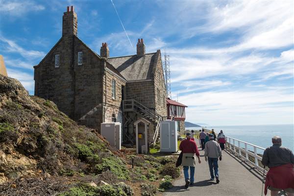Point Sur State Historic Park (SHP) & Point Sur Lighthouse (3/8/2014 - Credits: "Light Keeper Residences - Unrestored" by Chris Dant (CC BY-NC-ND 2.0)[https://creativecommons.org/licenses/by-nc-nd/2.0/legalcode]https://www.flickr.com/photos/chrisd2006/)