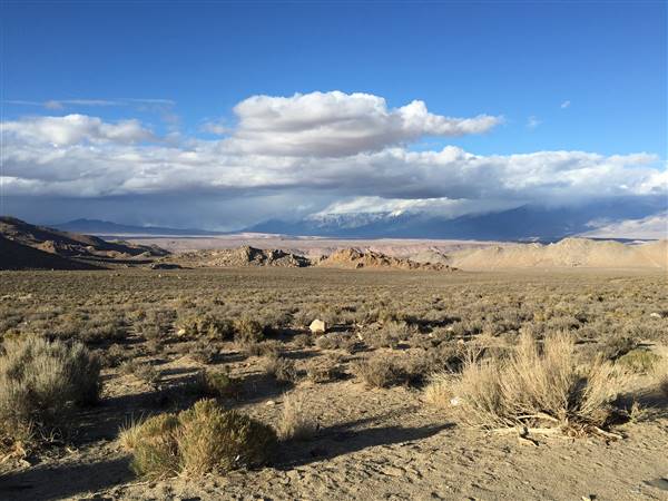 Buttermilk Country (3/2/2015 - Credits: "Buttermilks" by Martin Schmidt (CC BY 2.0)[https://creativecommons.org/licenses/by/2.0/legalcode]https://www.flickr.com/photos/kunstee/)