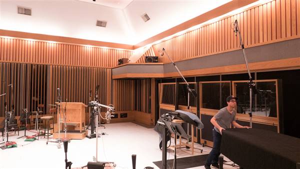 Capitol Records Building & Recording Studio - Studio A (10/18/2016 - Credits: Photo courtesy of Kris Bunting)