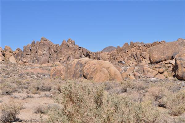 Alabama Hills - Bureau of Land Management / BLM - Bishop Field Office (11/15/2016 - Credits: Photo courtesy of Robin Citrin)