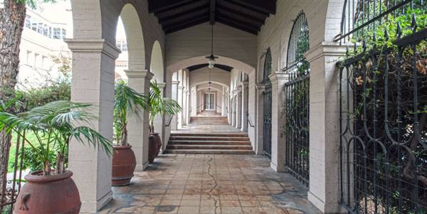 Ebell of Los Angeles, The (5/11/2017 - Credits: http://ebellla.org/filming/)