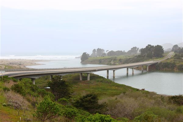 Ten Mile Estuary State Marine Conservation Area - Ten Mile River (3/29/2017 - Credits: Kellen Lim)