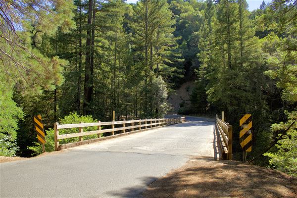 Mountain View Road - Mountain View Road - Rancheria Creek Bridge (8/1/2018 - Credits: Kellen Lim)