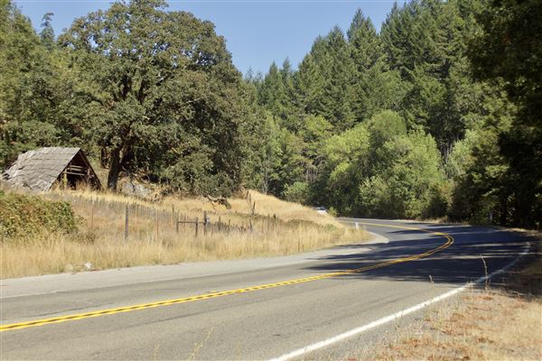 Highway 20 - Fort Bragg-Willits Rd. (9/3/2018 - Credits: Kellen Lim)