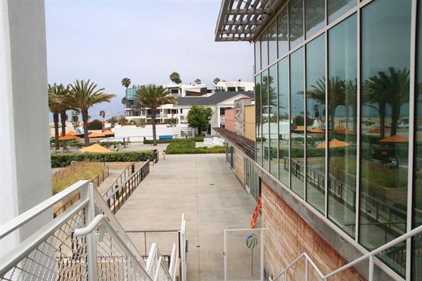 Annenberg Community Beach House & Back on the Beach Cafe (6/1/2019 - Credits: LocoScout)