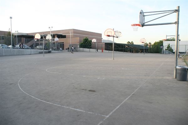 Burbank High School - BUSD (6/1/2019 - Credits: LocoScout)