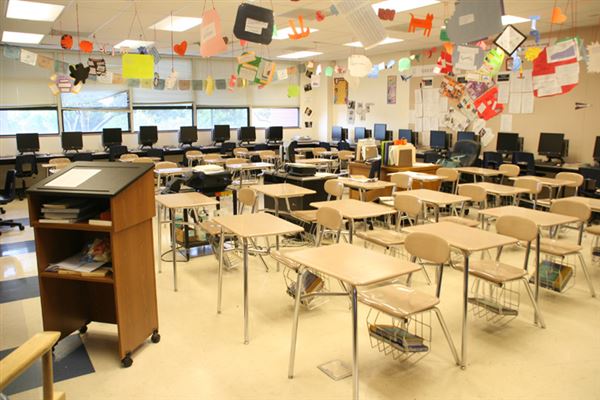 Burbank High School - BUSD (6/1/2019 - Credits: LocoScout)