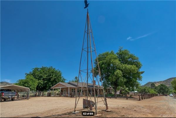 Rozich Road Ranch - 33855 Rozich Rd - Agua Dulce (6/18/2020 - Credits: https://www.redfin.com/CA/Santa-Clarita/33855-Rozich-Rd-91390/home/6365201)