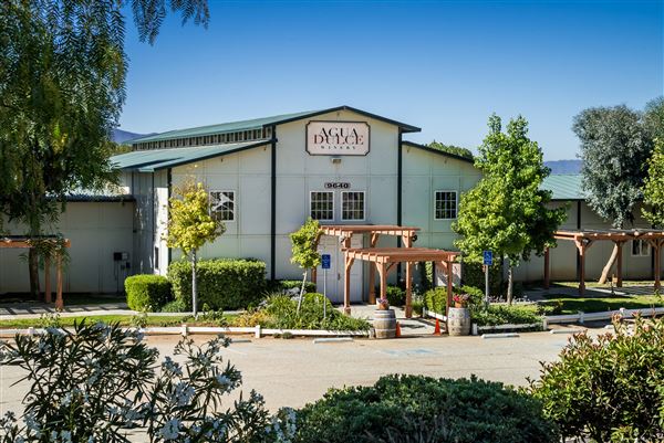 Agua Dulce Winery and Vineyards (9/23/2020 - Credits: Kevin Dole - Home3D.us - 818 568 8876)