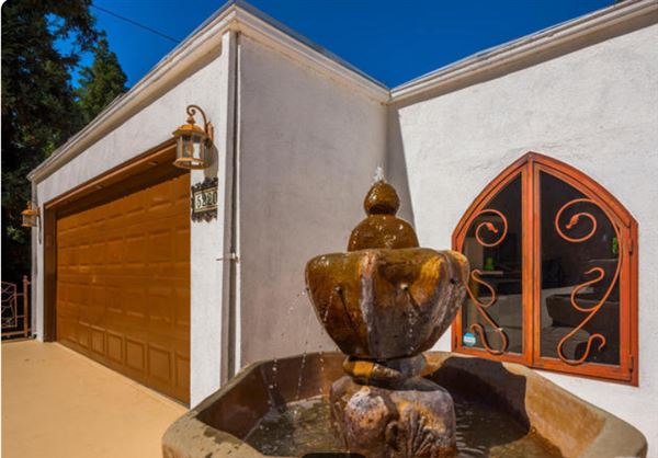 Woodland Hills Architectural Gem (7/16/2021 - Credits: Lisa Saum-Manning)