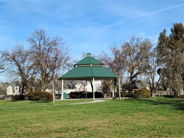 Lennox Park (3/1/2022 - Credits: Film Tehama)