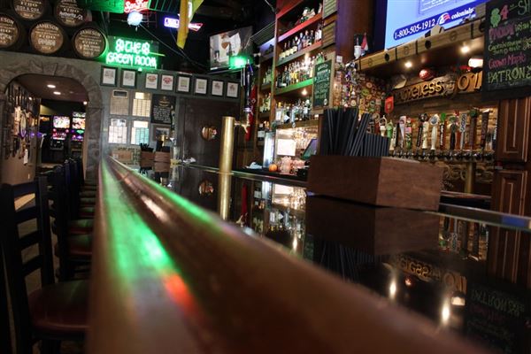 Shameless O'Leery's Irish Pub (7/1/2018)