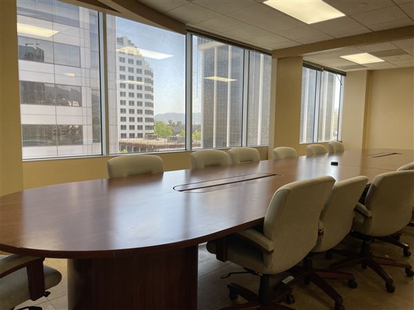 Glendale Office Building (6/9/2022 - Credits: Margarita Reyes)