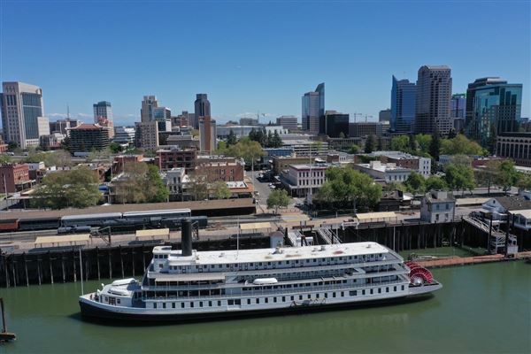Downtown Sacramento (4/1/2020)
