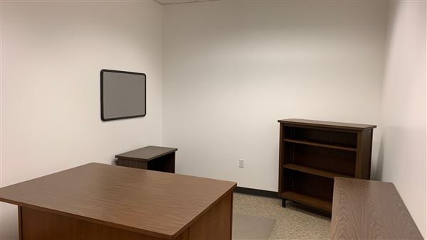 Junipero Serra State Building - Department of General Services (DGS) - Vacant 8th Fl. Cubicles, Office and walkways. (8/3/2022 - Credits: Brandy Davis)