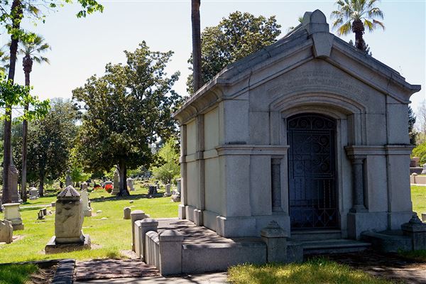 Sacramento Historic City Cemetary (4/28/2020)