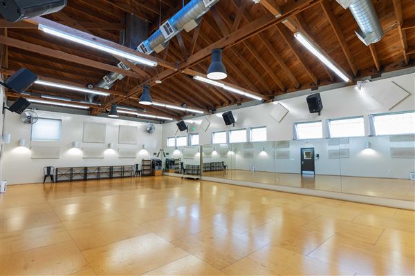 Evolution Dance Studios (11/28/2022 - Credits: Bruno O'hara)