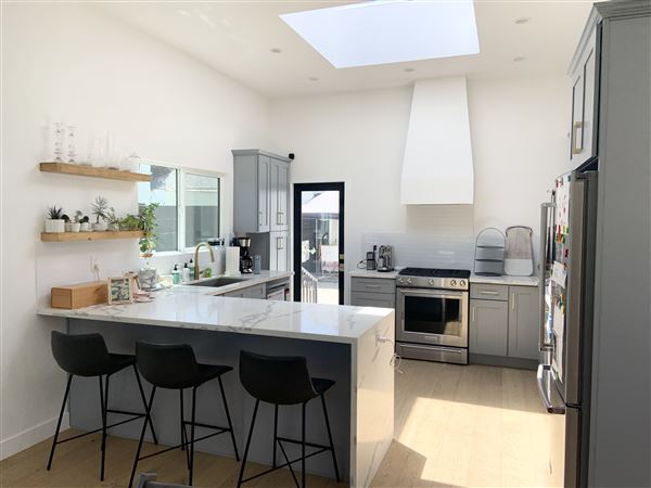 Modern Farmhouse in Los Angeles (1/1/2023 - Credits: Aaron Berman)