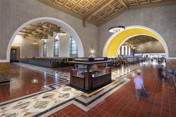Union Station, Los Angeles - Information Booth & Ticket Concourse (8/13/2021 - Credits: Hollywood Locations)