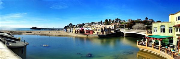 Capitola Village - "Capitola CA" (2/22/2012 - Credits: Richard Dongses)