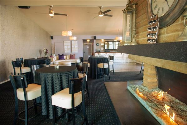 Waterfront Lounge & Garden @ Newport Harbor - City Cruises (5/14/2024 - Credits: Photo Courtesy of City Experiences)