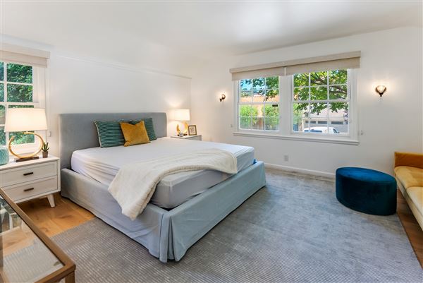 Experience Timeless Elegance: Fully Furnished Home in Beverly Hills Post Office (6/10/2024 - Credits: Michael Barian)