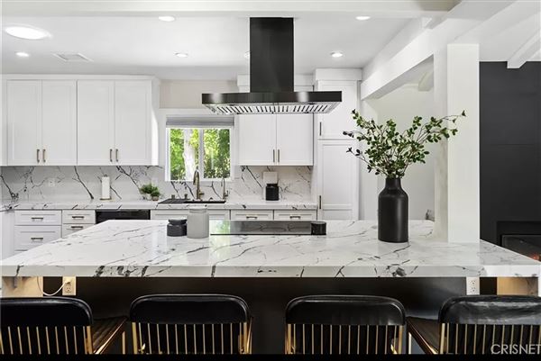 Single Family Home (7/18/2024 - Credits: submitted by: Gina Jackson)
