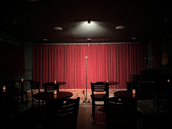 Live From Cafe LA (8/24/2024 - Credits: roger campo)