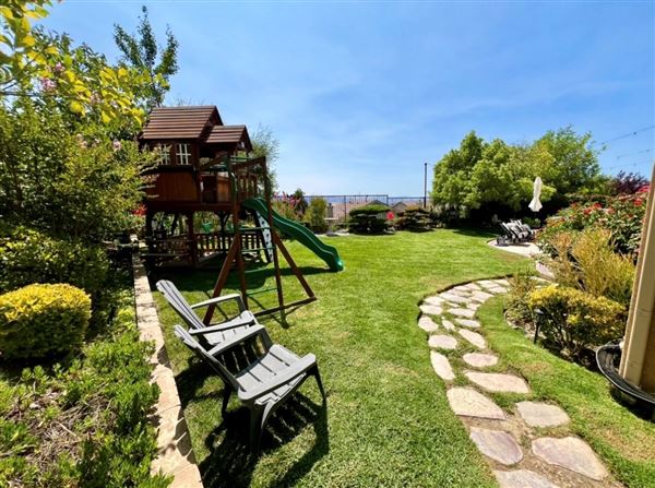 Beautiful California craftsmen style home (8/25/2024 - Credits: Angela Austin)