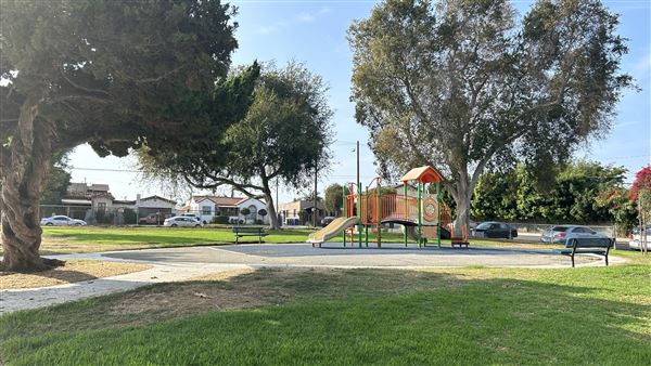 Edward Vincent Park - Playgrounds (10/17/2024 - Credits: Brandy Davis)
