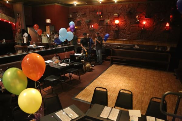 Flappers Comedy Club and Restaurant (Burbank) (10/28/2024 - Credits: Flappers Comedy Club)