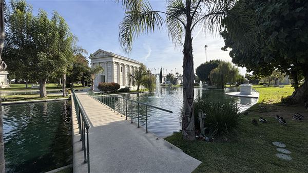 Hollywood Forever Cemetery (11/7/2024 - Credits: Brandy Davis)