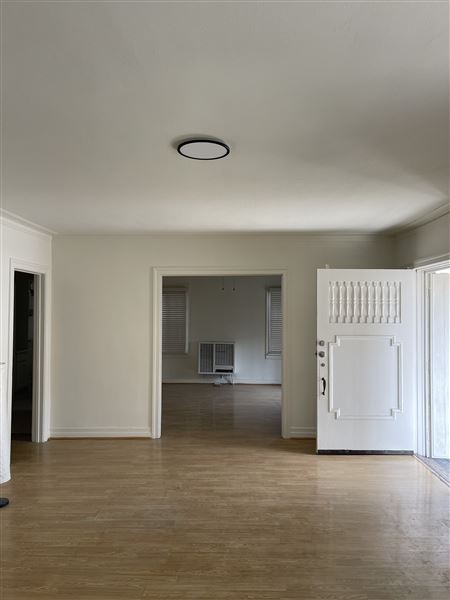 The Mariposa House (1/4/2025 1:16:30 PM - Credits: submitted by:)