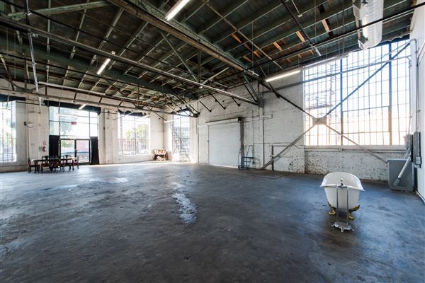 Studios 60 North Stage (6/10/2025 - Credits: submitted by: Nathan Enayati)