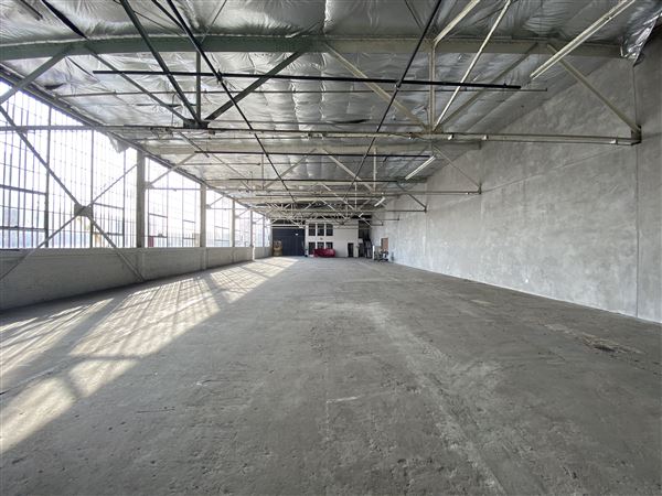 Studios 60 H20 Stage (6/10/2025 - Credits: submitted by: Nathan Enayati)
