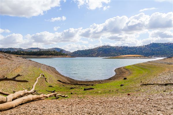 New Melones Reservoir and Stevnot Bridge (7/28/2025 - Credits: U.S. Bureau of Reclamation)