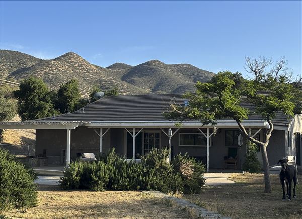 Agua Dulce Horse Ranch (8/13/2025 - Credits: Lisa Fara All rights reserved, property owner photographs)