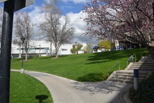 College of the Canyons - Quad (3/21/2019 - Credits: Leo Fialho)