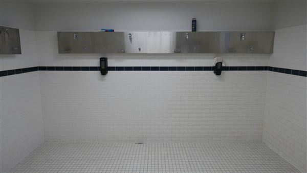 College of the Canyons - Locker Rooms (3/28/2015 - Credits: Leo Fialho)