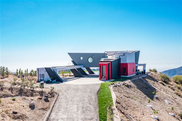 Cayman Rd Malibu - The Aviator (9/24/2025 - Credits: submitted by: Amit Apel)
