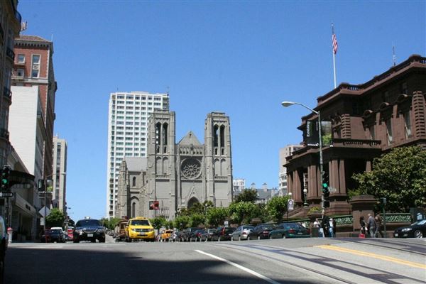 Financial District, San Francisco - California St. (10/29/2025 - Credits: San Francisco City & County Film Commission)