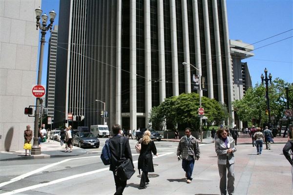 Financial District, San Francisco - Pine St. at Davis (10/29/2025 - Credits: San Francisco City & County Film Commission)