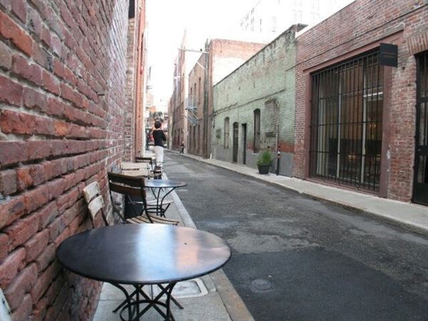 Gold Alley (10/29/2025 - Credits: San Francisco City & County Film Commission)
