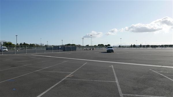 Veterans Memorial Stadium - Long Beach City College - Stadium Parking Lot (5/23/2016 - Credits: Leo Fialho)