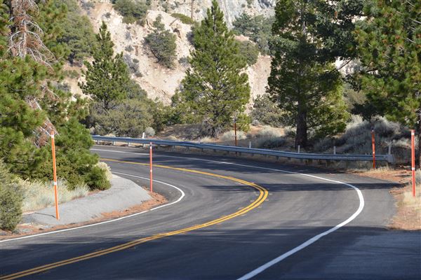 Angeles Crest Highway - SR2 - MM 61.65 (Outside TMZ) (11/16/2016 - Credits: Leo Fialho)