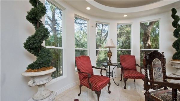 Chatsworth Hills Estate (12/5/2025 - Credits: submitted by: Artur Harutyunyan)