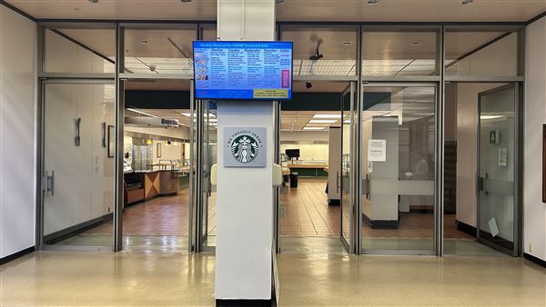 LADWP Headquarters / John Ferraro Building - Cafeteria Entrance (2/27/2026 - Credits: Brandy Davis)